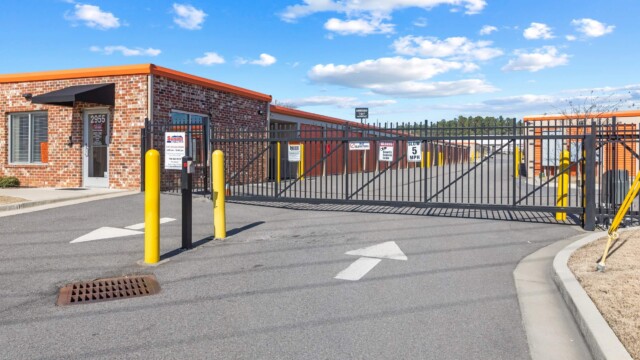 gate access at Summit Self Storage in Augusta GA