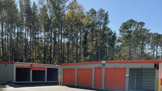 drive-up storage units
