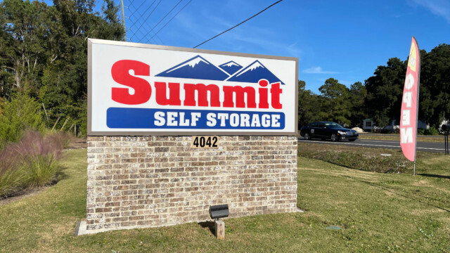 Summit Self Storage sign