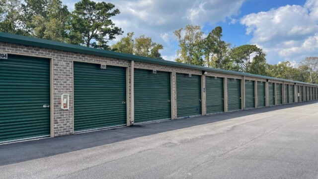 Drive up storage units in Awendaw SC